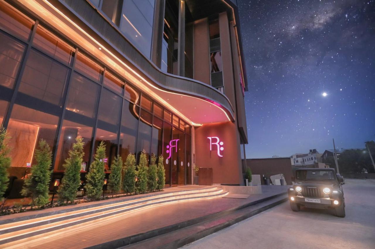 Regenta Place Verka Amritsar Ngoại thất bức ảnh